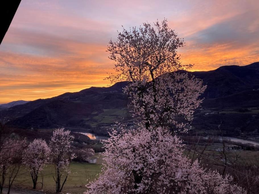 Casa Nella Natura A Bobbio Exteriör bild